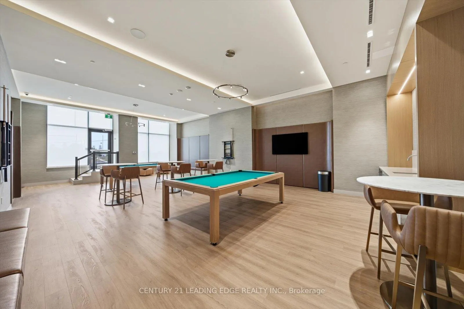 Photo 34 of Unit 2015, 8960 Jane Street, Vaughan, Vellore Village — HOMEH