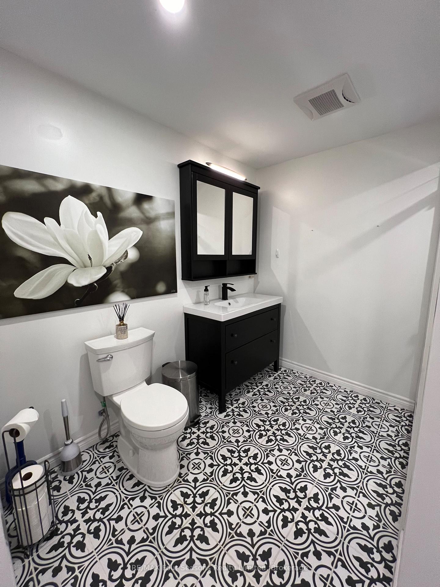 Photo 18 of 117 Conservation Way, Collingwood — HOMEH