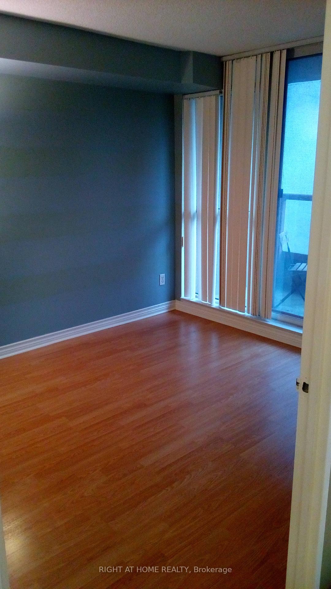 Photo 1 of Unit 1409, 736 Bay Street, Toronto, Bay Street Corridor — HOMEH