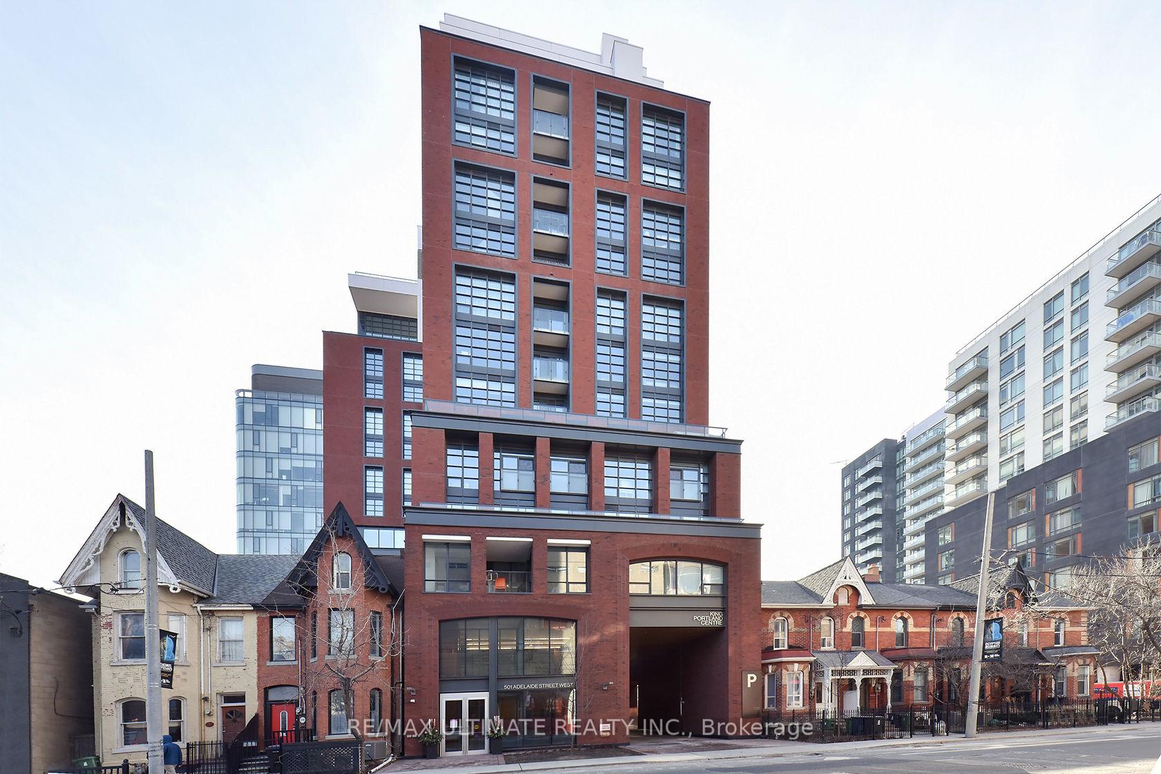 Front of Unit 910, 501 Adelaide Street W