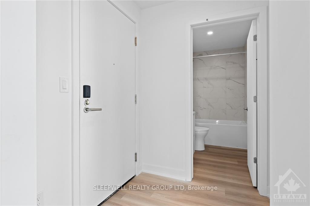 Photo 5 of Unit 804, 820 Archibald Street, Ottawa, Carlington — HOMEH