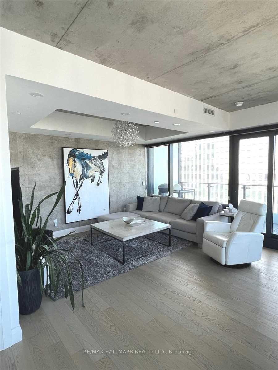 Photo 2 of Unit 3003, 224 King Street W, Toronto, Waterfront Communities — HOMEH