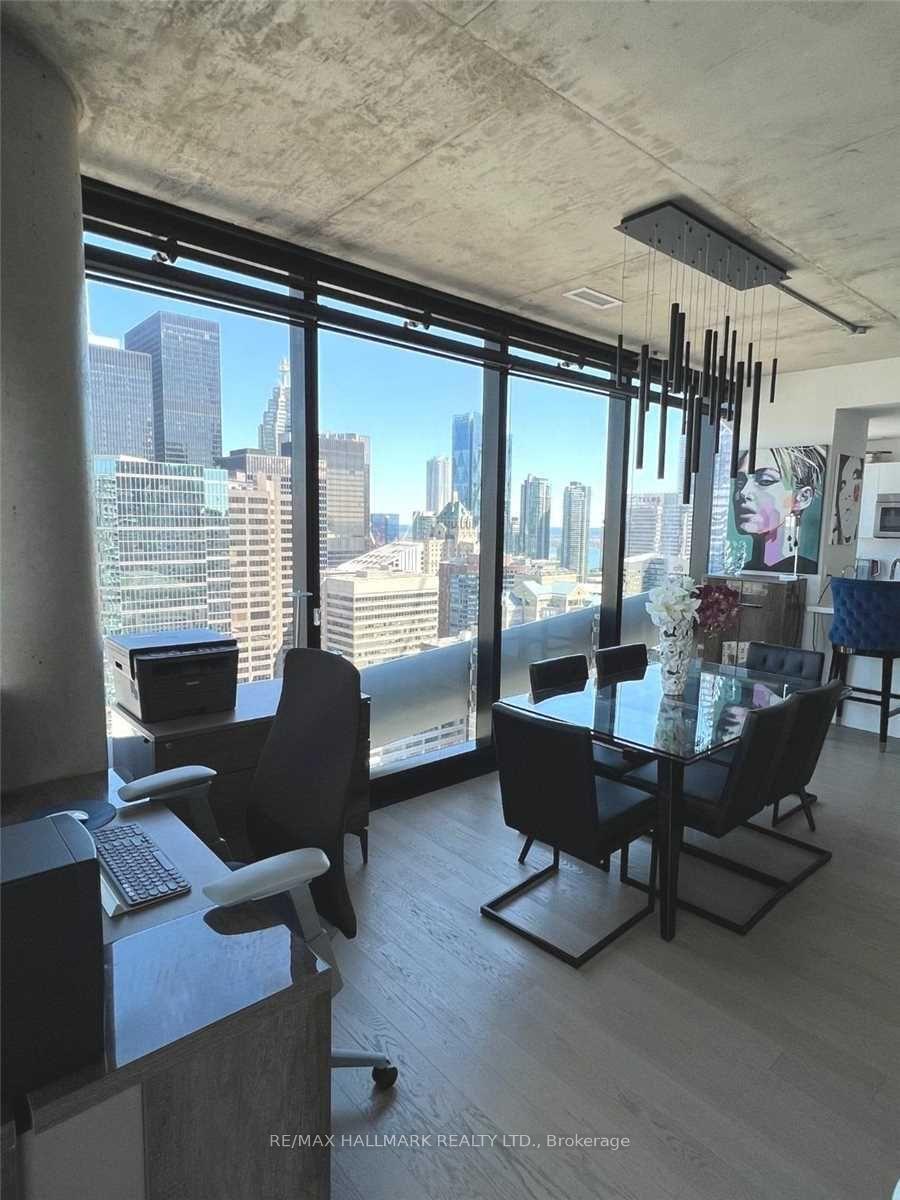 Photo 3 of Unit 3003, 224 King Street W, Toronto, Waterfront Communities — HOMEH