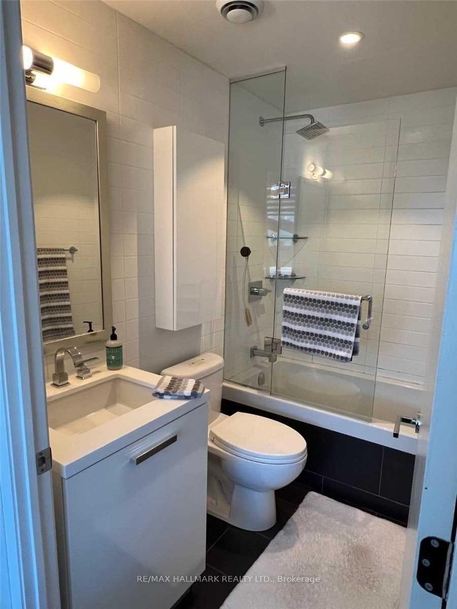 Photo 7 of Unit 3003, 224 King Street W, Toronto, Waterfront Communities — HOMEH