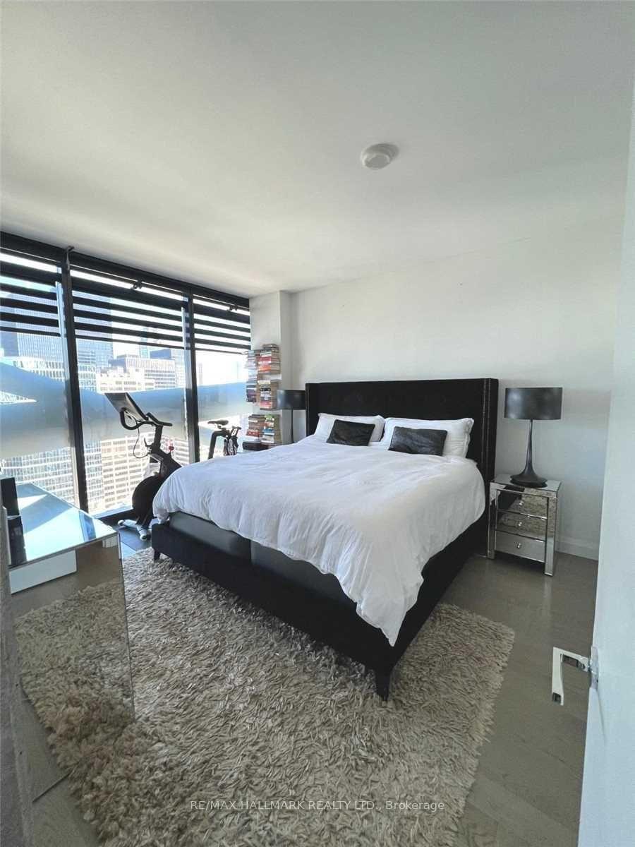 Photo 8 of Unit 3003, 224 King Street W, Toronto, Waterfront Communities — HOMEH