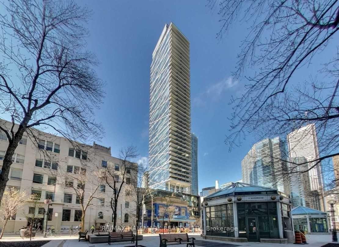 Photo 15 of Unit 3003, 224 King Street W, Toronto, Waterfront Communities — HOMEH