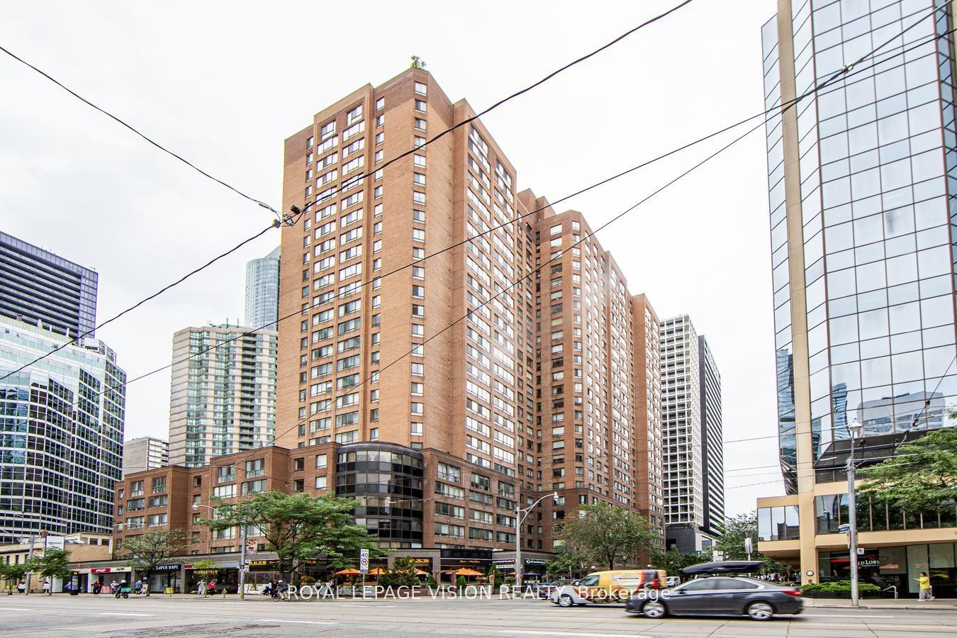 Front of Unit 216, 633 Bay Street