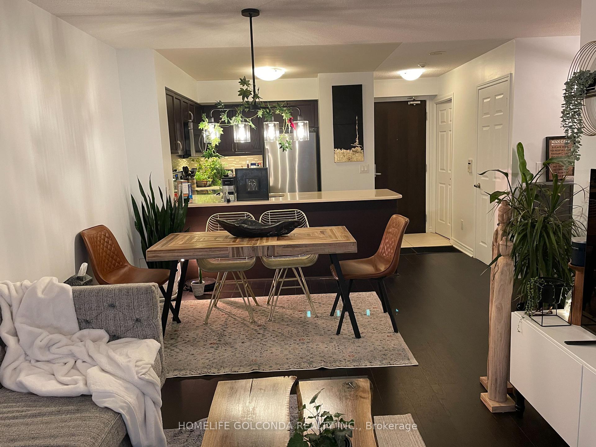 Photo 5 of Unit 1803, 19 Grand Trunk Crescent, Toronto, Waterfront Communities — HOMEH