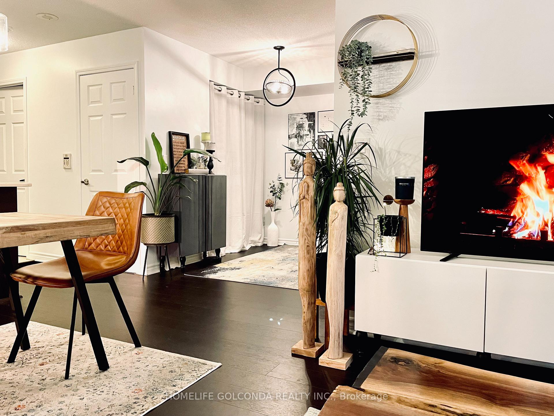 Photo 7 of Unit 1803, 19 Grand Trunk Crescent, Toronto, Waterfront Communities — HOMEH