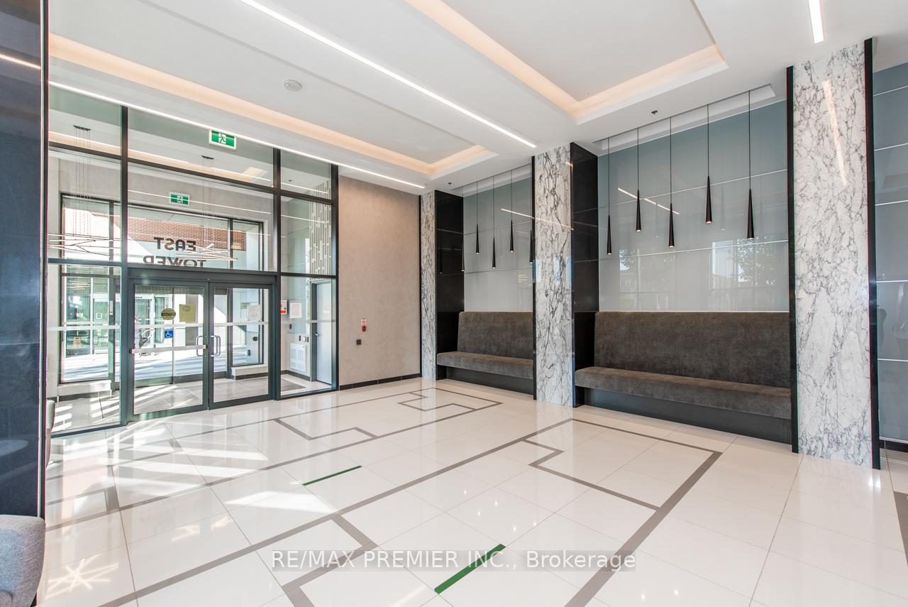 Photo 3 of Unit 228, 99 Eagle Rock Way, Vaughan, Rural Vaughan — HOMEH