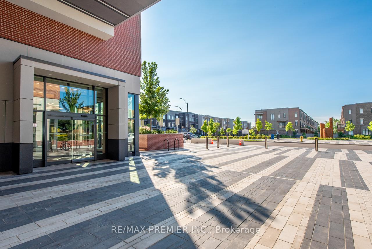 Photo 4 of Unit 228, 99 Eagle Rock Way, Vaughan, Rural Vaughan — HOMEH