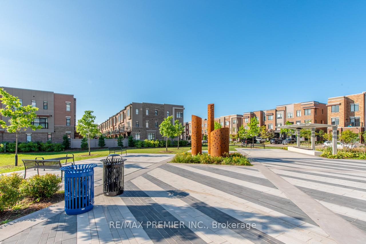 Photo 8 of Unit 228, 99 Eagle Rock Way, Vaughan, Rural Vaughan — HOMEH