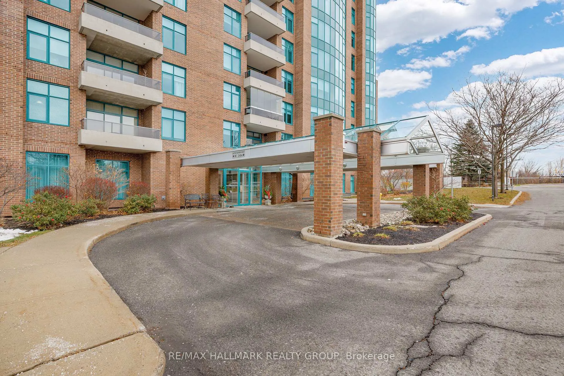 Photo 3 of Unit 1406, 3580 Rivergate Way, Ottawa, Quinterra — HOMEH
