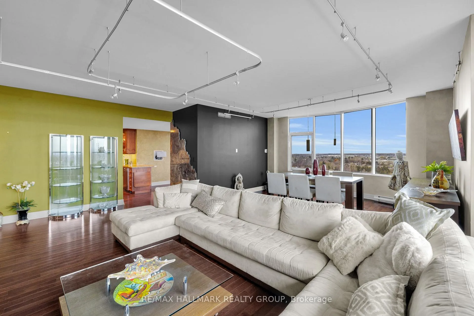 Photo 13 of Unit 1406, 3580 Rivergate Way, Ottawa, Quinterra — HOMEH