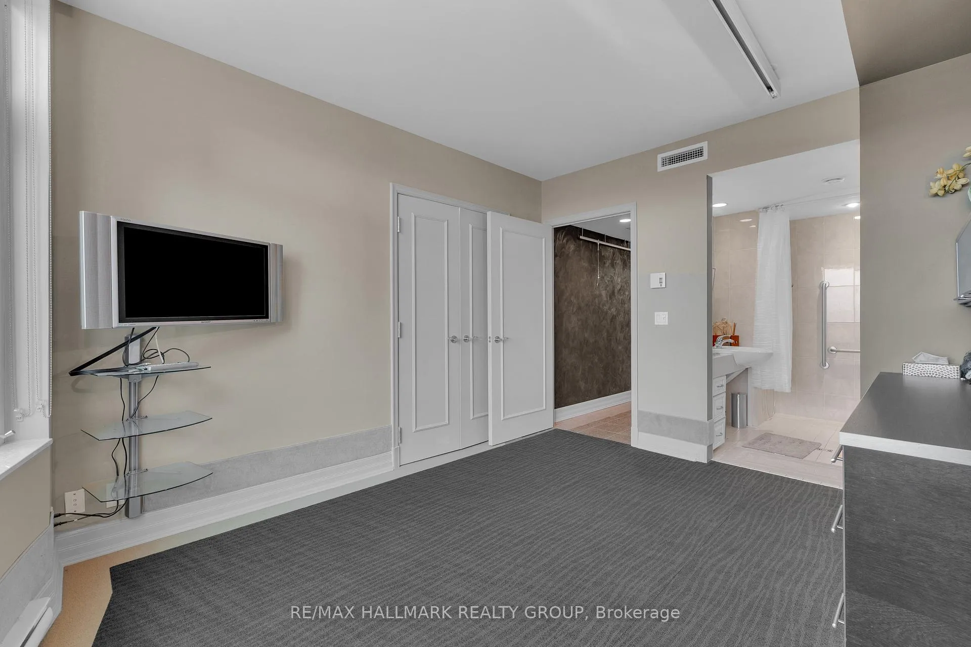 Photo 41 of Unit 1406, 3580 Rivergate Way, Ottawa, Quinterra — HOMEH