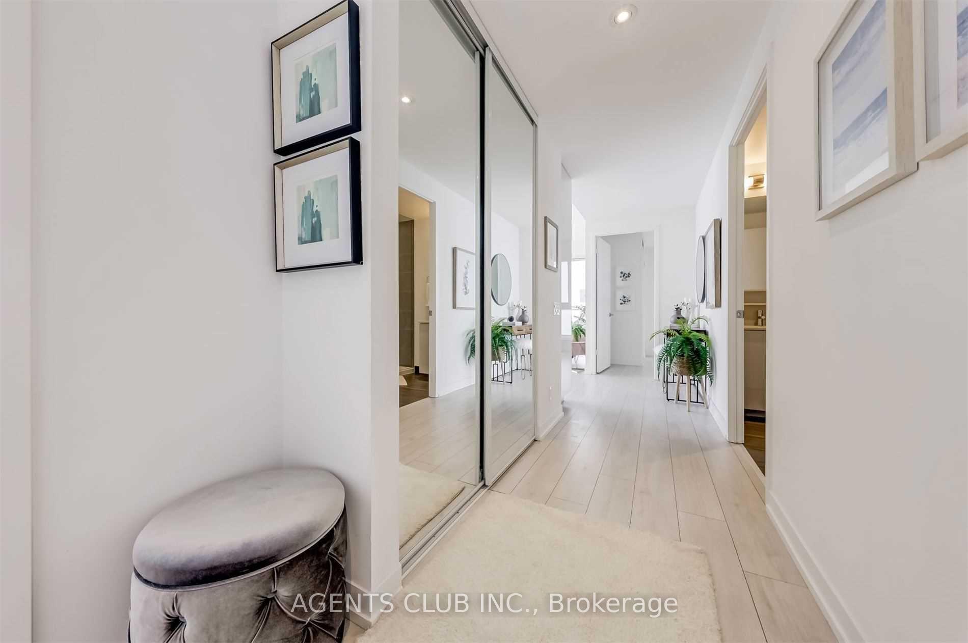 Photo 7 of Unit 4210, 5 Buttermill Avenue, Vaughan, Vaughan Corporate Centre — HOMEH