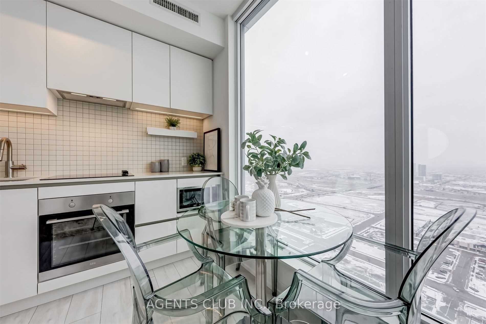 Photo 10 of Unit 4210, 5 Buttermill Avenue, Vaughan, Vaughan Corporate Centre — HOMEH