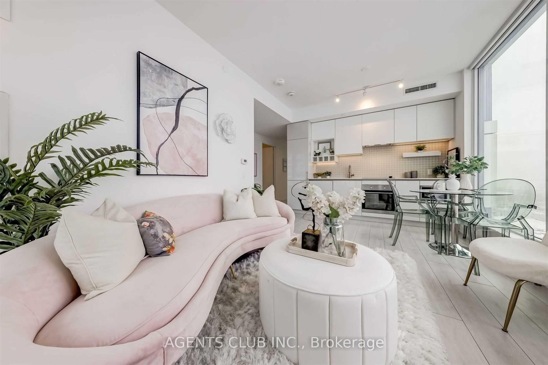 Photo 14 of Unit 4210, 5 Buttermill Avenue, Vaughan, Vaughan Corporate Centre — HOMEH
