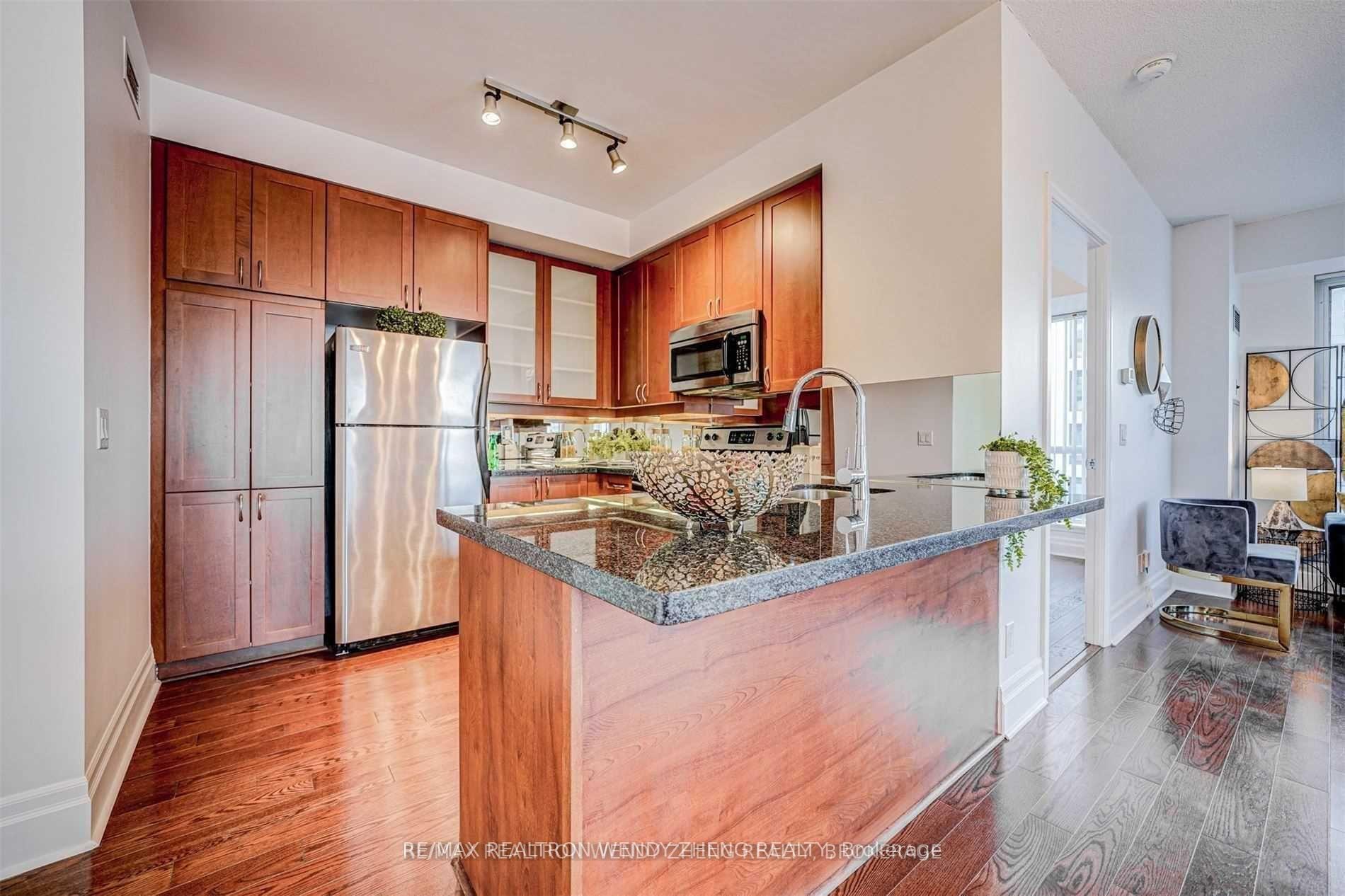 Photo 18 of Unit 609, 1 Upper Duke Crescent, Markham, Unionville — HOMEH