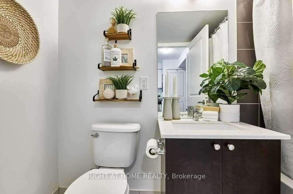 Photo 11 of Unit 1303, 1255 Bayly Street E, Pickering, Bay Ridges — HOMEH