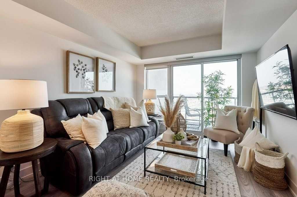 Photo 12 of Unit 1303, 1255 Bayly Street E, Pickering, Bay Ridges — HOMEH