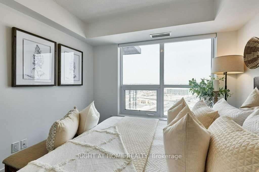 Photo 16 of Unit 1303, 1255 Bayly Street E, Pickering, Bay Ridges — HOMEH