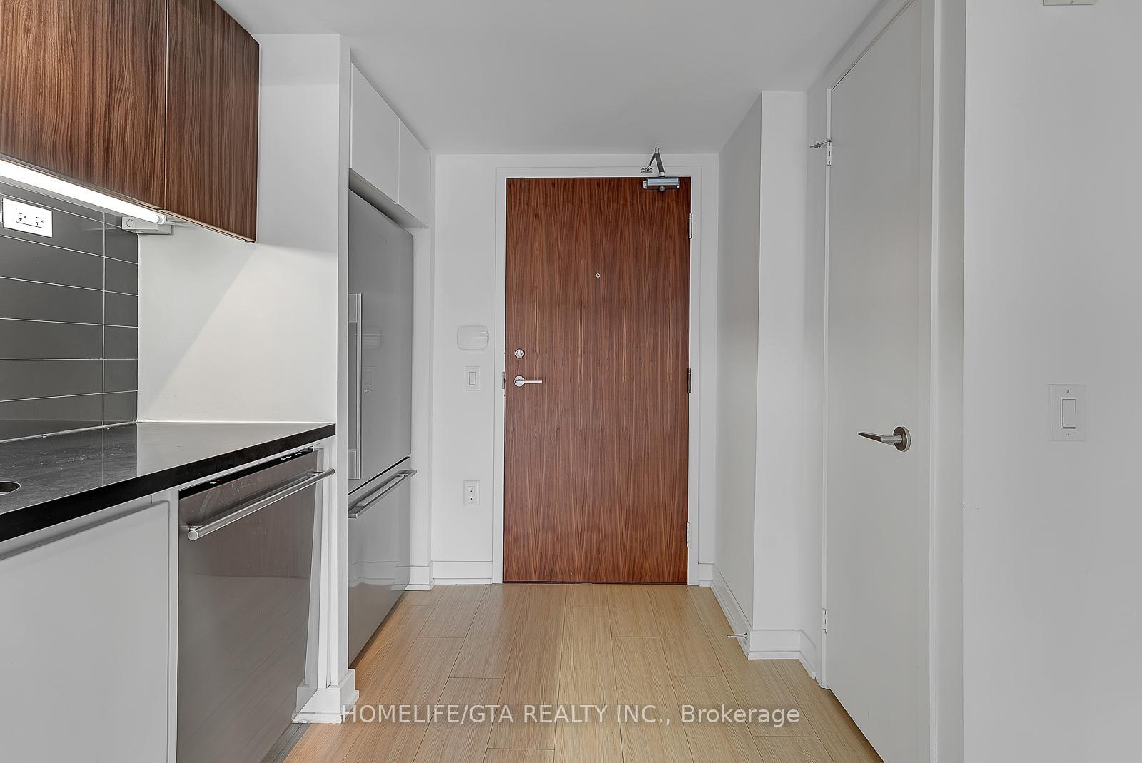 Photo 3 of Unit 511, 75 Queens Wharf Road, Toronto, Waterfront Communities — HOMEH