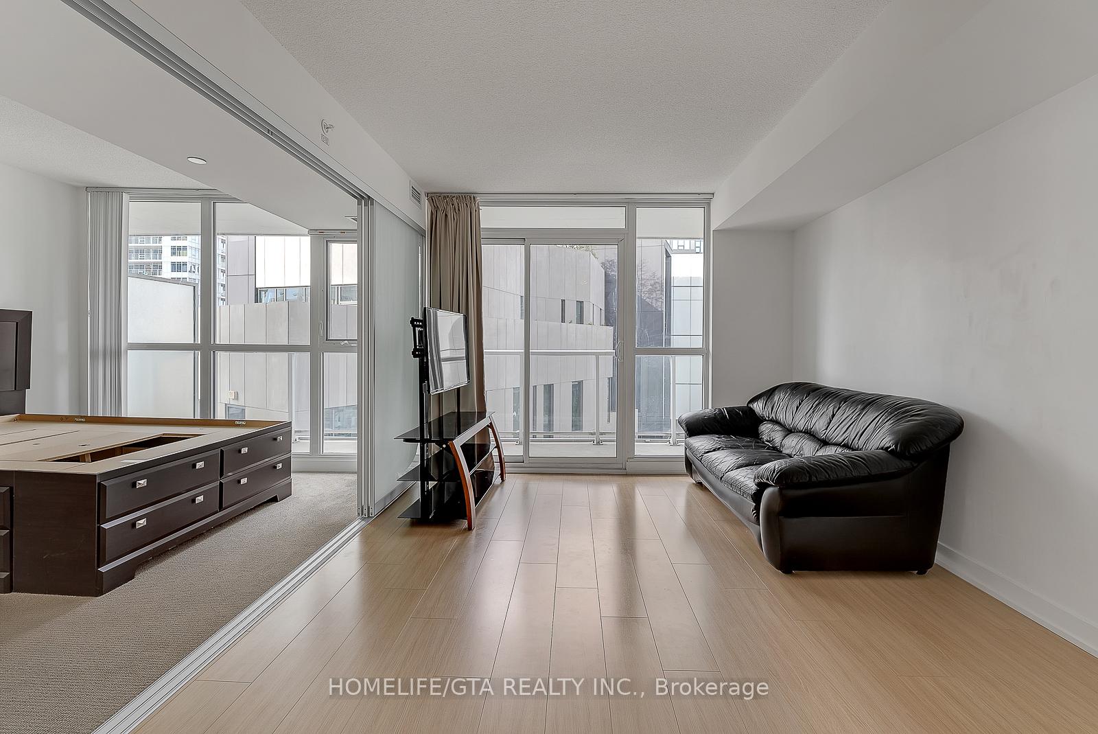 Photo 9 of Unit 511, 75 Queens Wharf Road, Toronto, Waterfront Communities — HOMEH