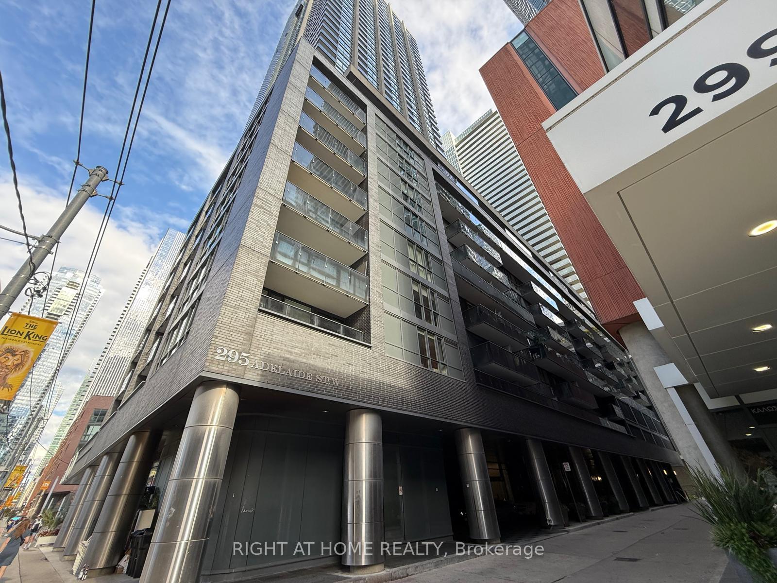 Front of Unit 1412, 295 Adelaide Street W