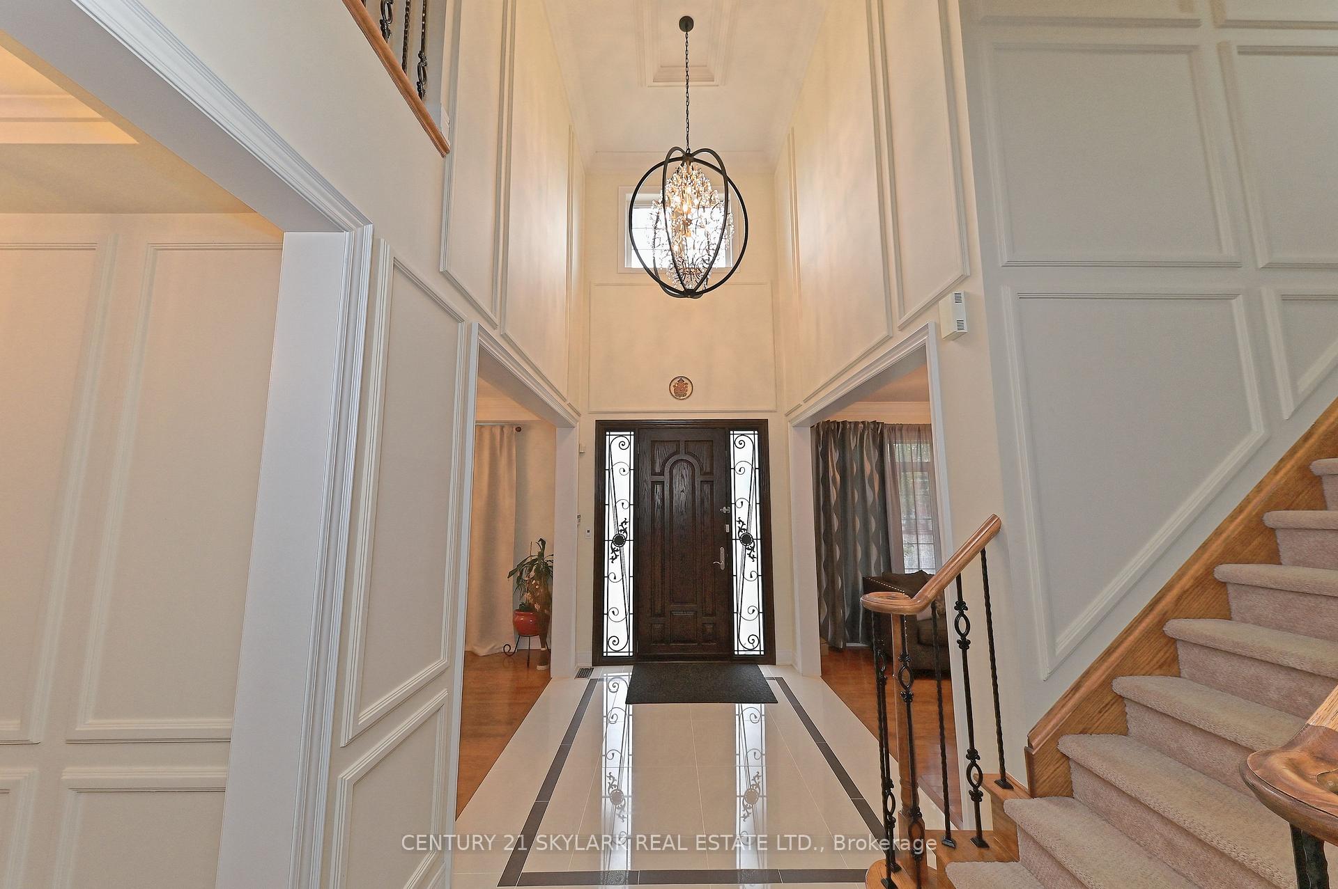 Photo 8 of 185 Don Minaker Drive, Brampton, Bram East — HOMEH