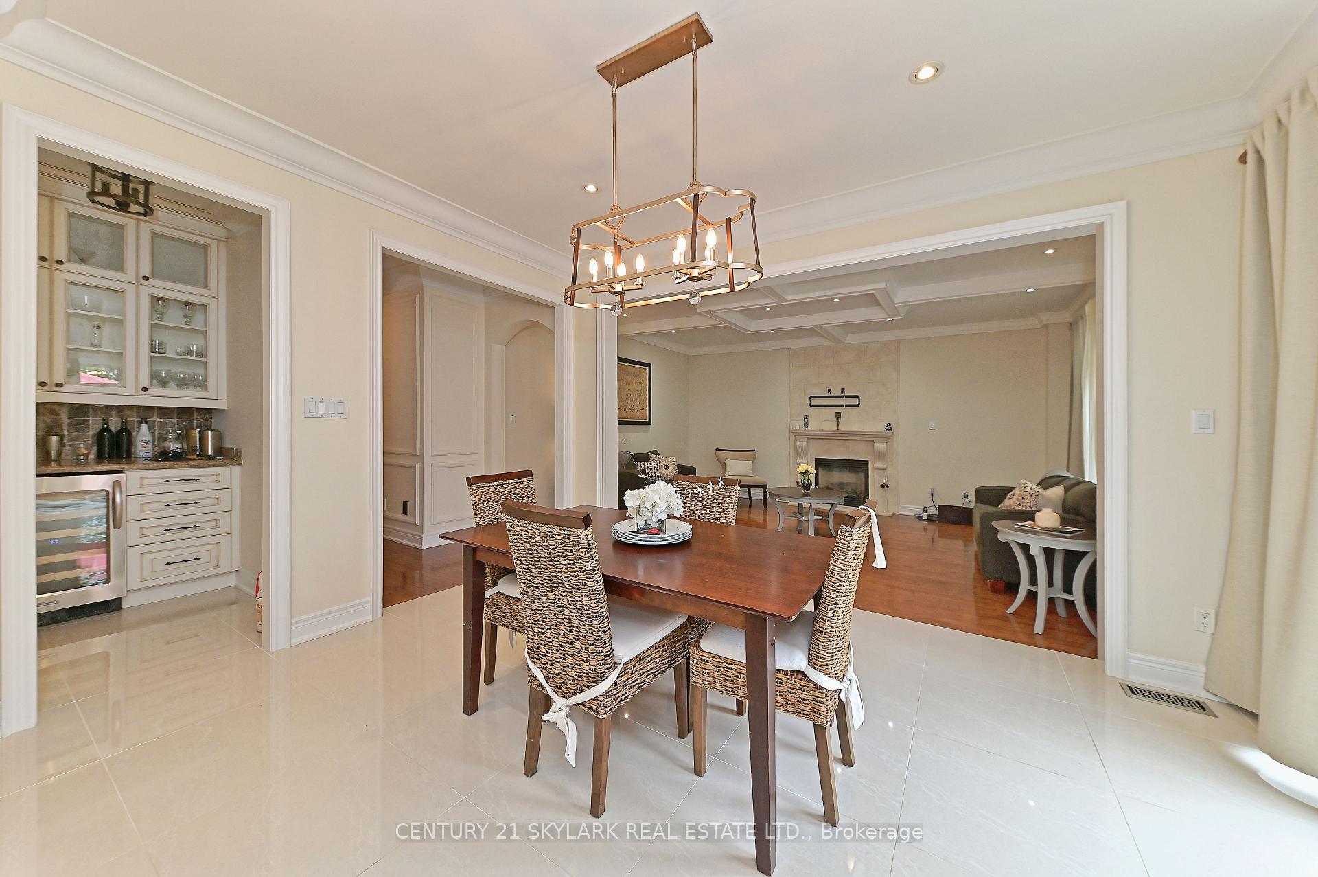 Photo 10 of 185 Don Minaker Drive, Brampton, Bram East — HOMEH