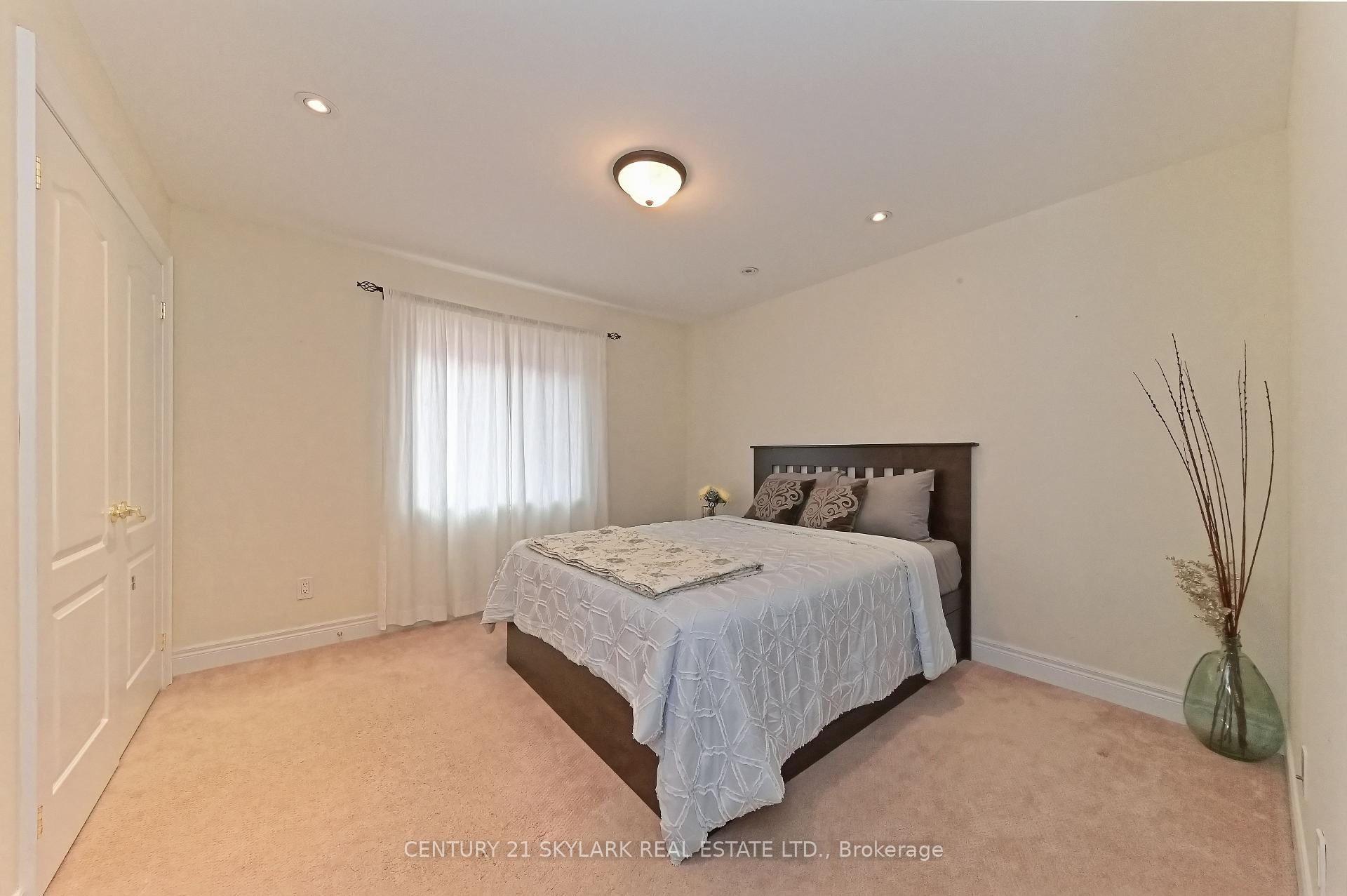 Photo 22 of 185 Don Minaker Drive, Brampton, Bram East — HOMEH