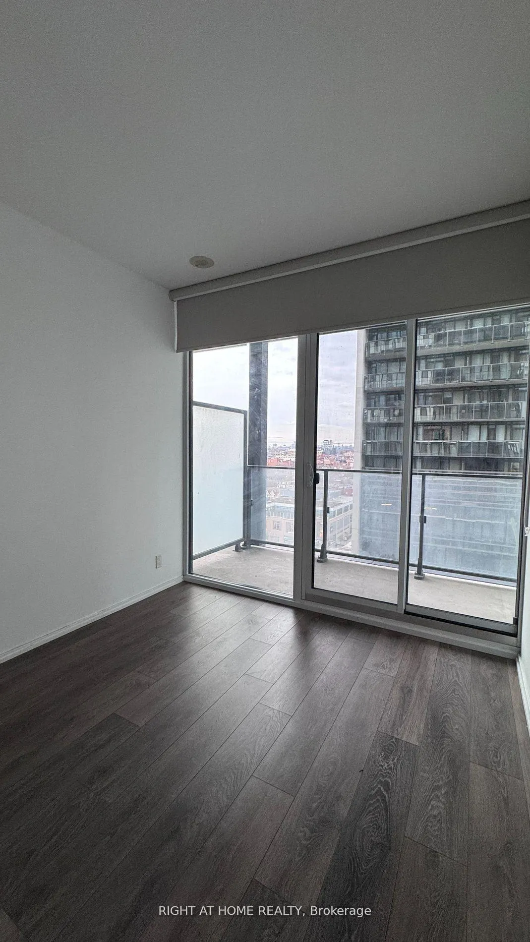 Photo 4 of Unit 1108, 125 Peter Street, Toronto, Waterfront Communities — HOMEH