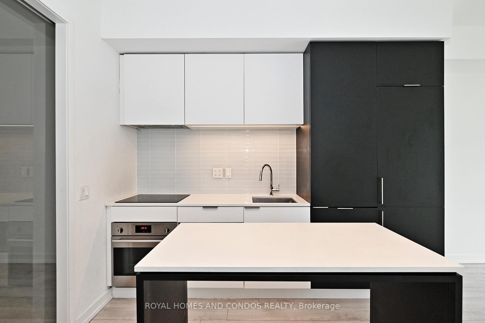 Photo 16 of Unit 913, 33 Helendale Avenue, Toronto, Yonge-Eglinton — HOMEH