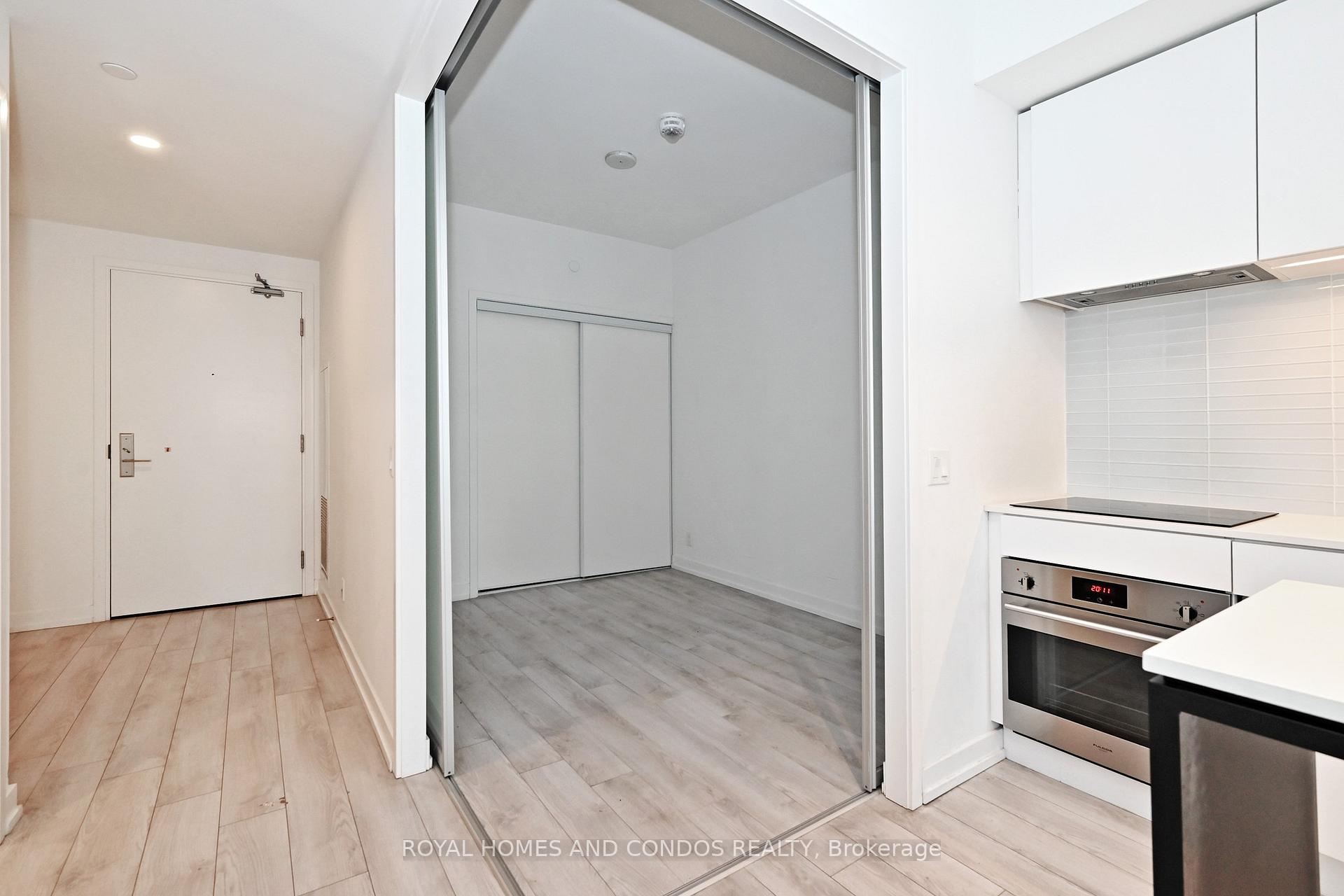 Photo 21 of Unit 913, 33 Helendale Avenue, Toronto, Yonge-Eglinton — HOMEH
