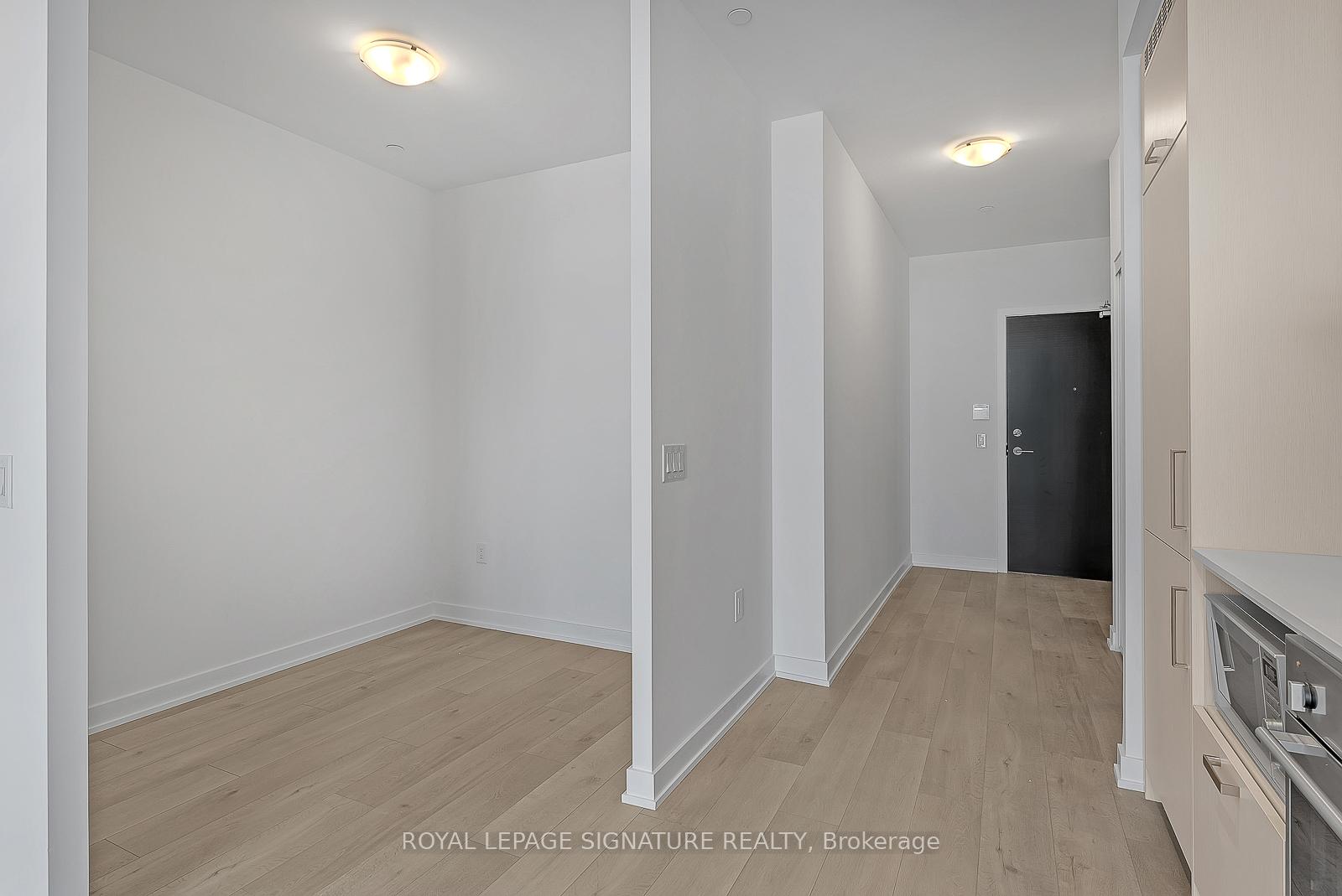 Photo 9 of Unit 1101, 38 Honeycrisp Centre Crescent, Vaughan, Vaughan Corporate Centre — HOMEH