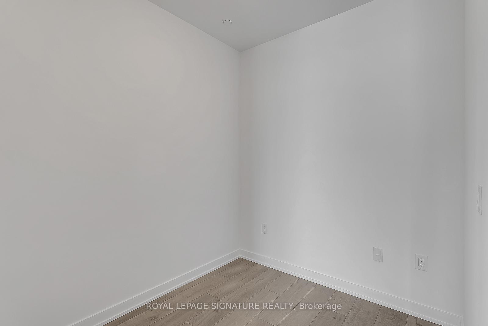 Photo 11 of Unit 1101, 38 Honeycrisp Centre Crescent, Vaughan, Vaughan Corporate Centre — HOMEH