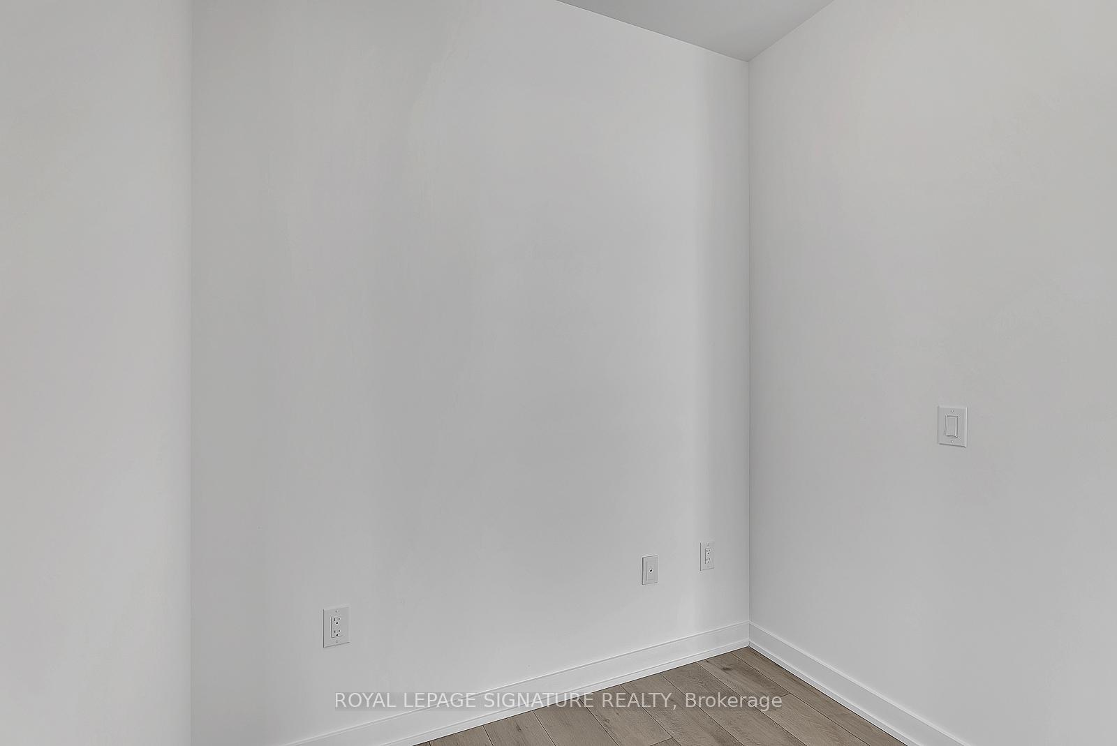 Photo 12 of Unit 1101, 38 Honeycrisp Centre Crescent, Vaughan, Vaughan Corporate Centre — HOMEH