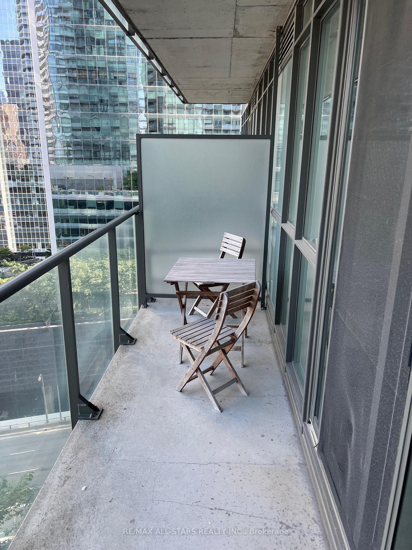 Photo 11 of Unit 1306, 55 Bremner Boulevard, Toronto, Waterfront Communities — HOMEH