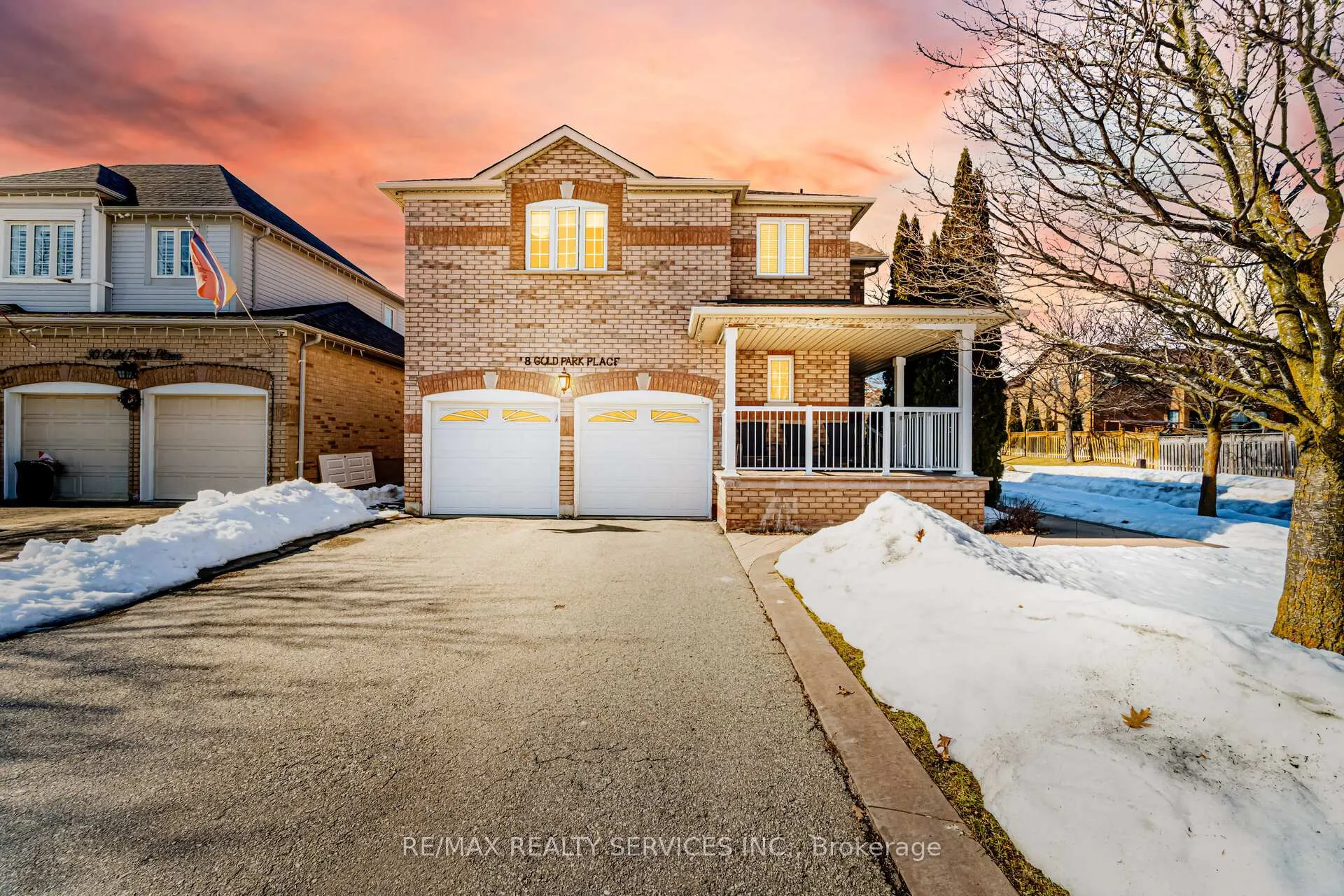 Photo 2 of 28 Gold Park Place, Brampton, Fletcher's Meadow — HOMEH