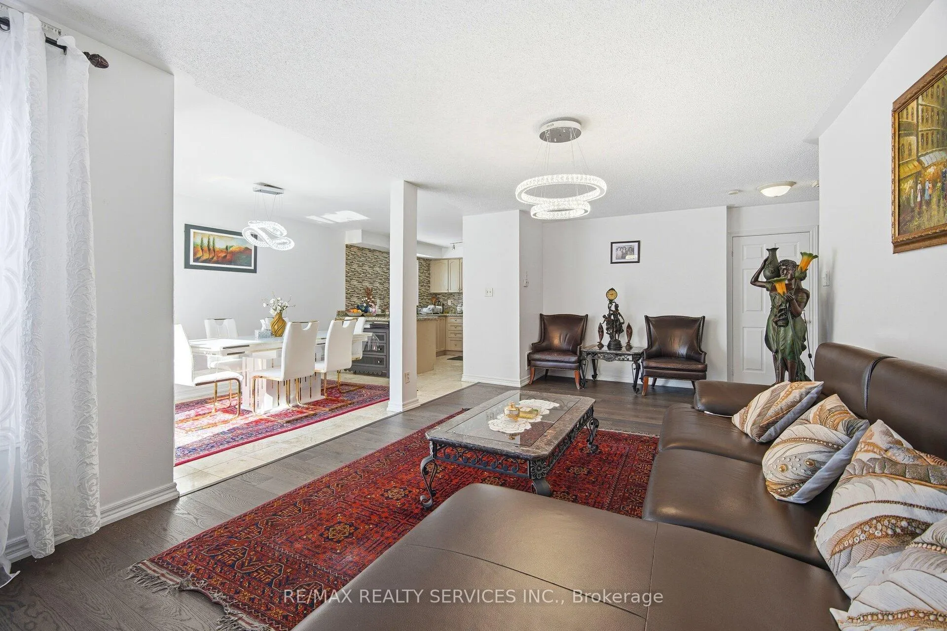 Photo 10 of 28 Gold Park Place, Brampton, Fletcher's Meadow — HOMEH