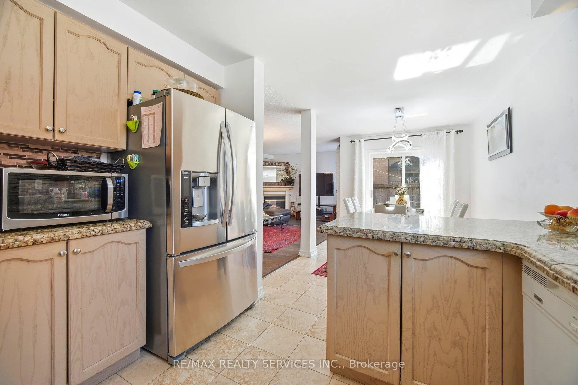Photo 19 of 28 Gold Park Place, Brampton, Fletcher's Meadow — HOMEH