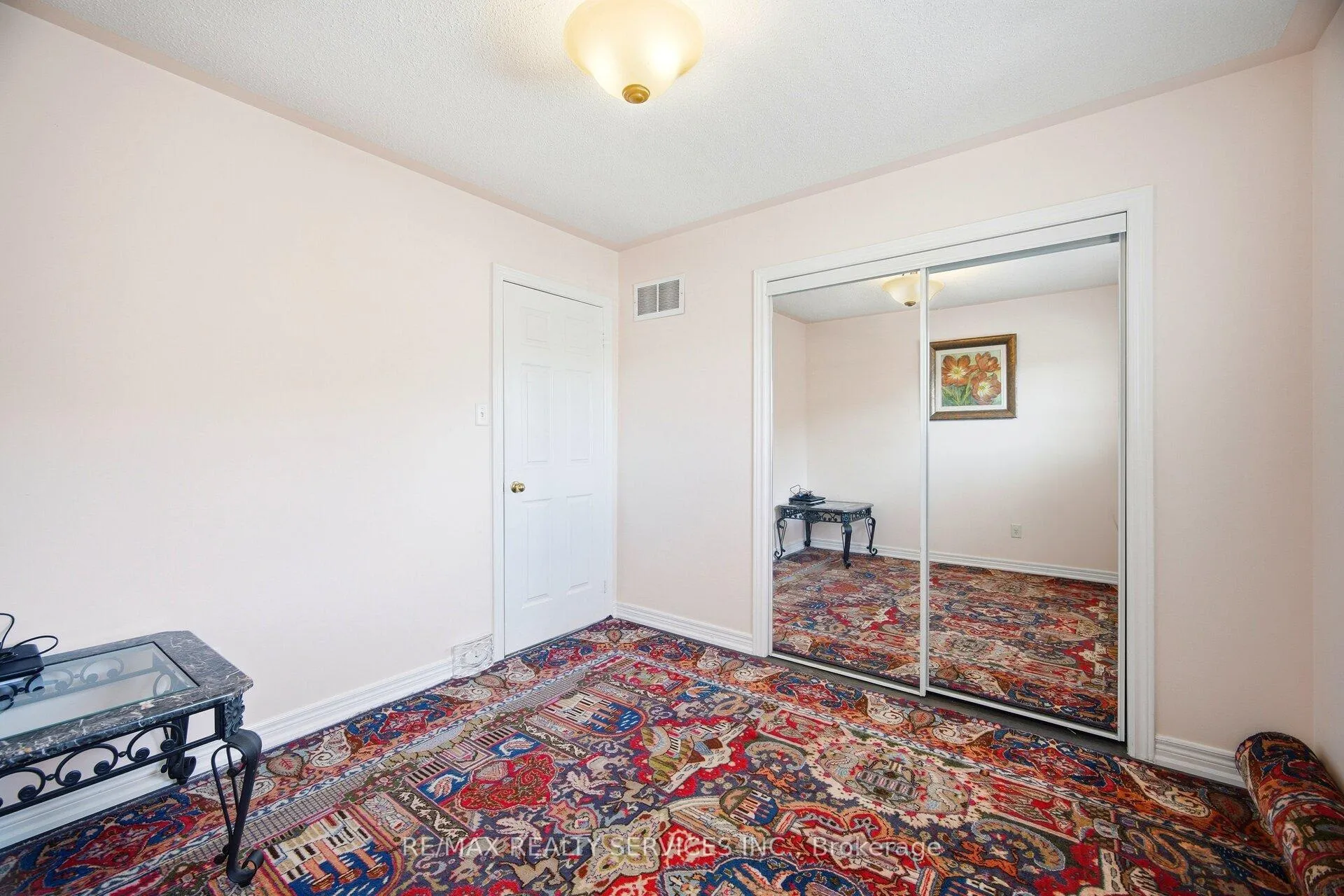 Photo 33 of 28 Gold Park Place, Brampton, Fletcher's Meadow — HOMEH