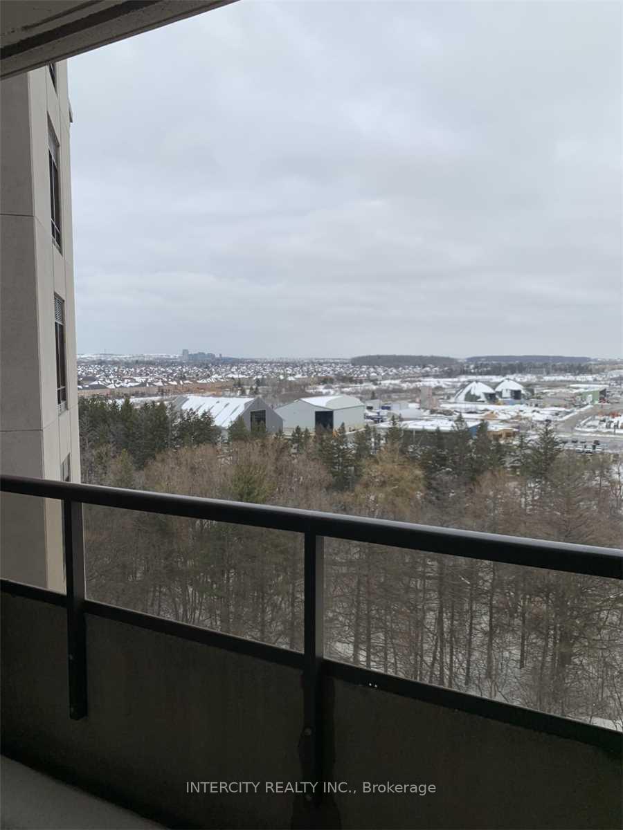 Photo 3 of Unit 1008, 9255 Jane Street, Vaughan, Maple — HOMEH