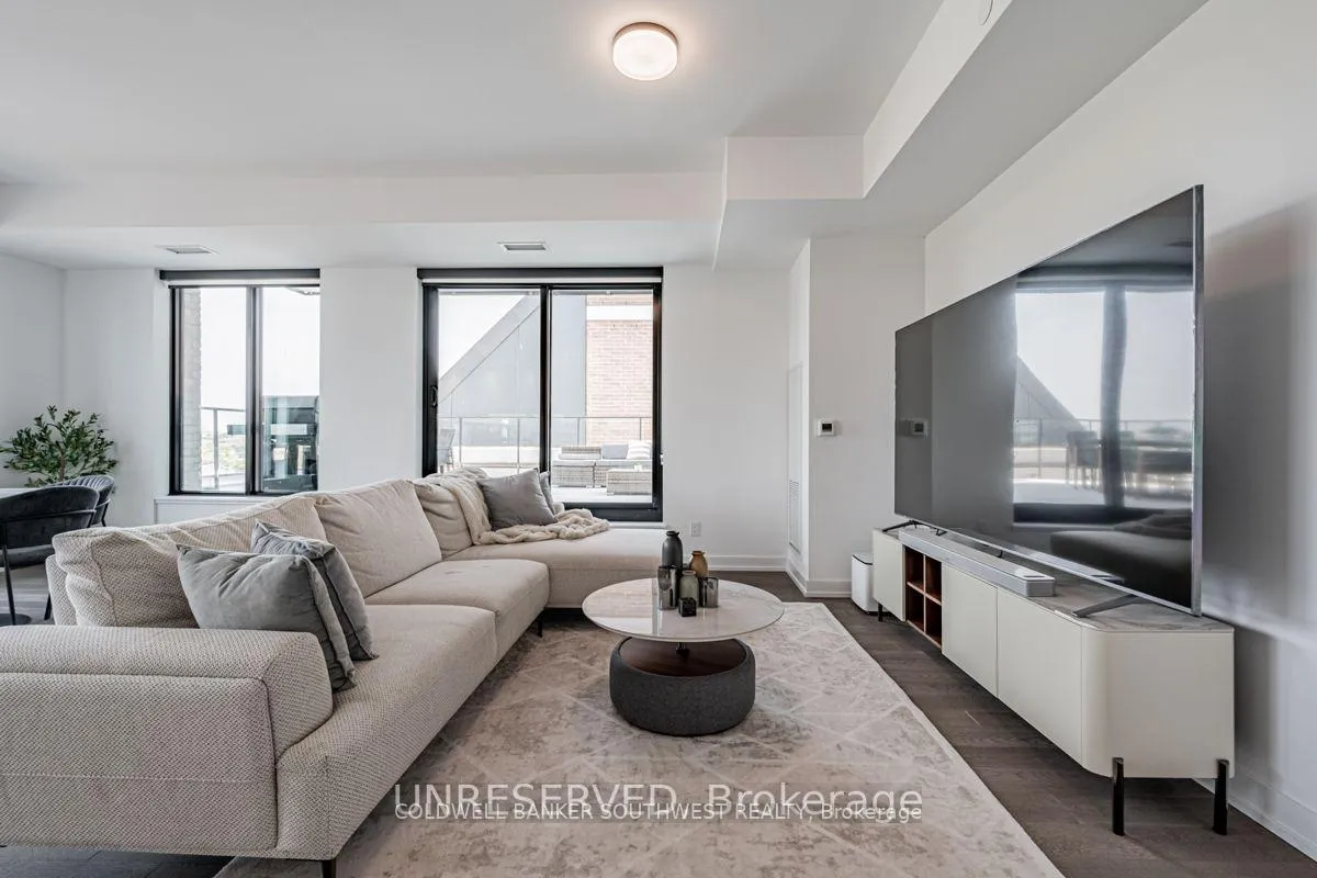 Photo 5 of Unit 708, 200 Sudbury Street, Toronto, Little Portugal — HOMEH