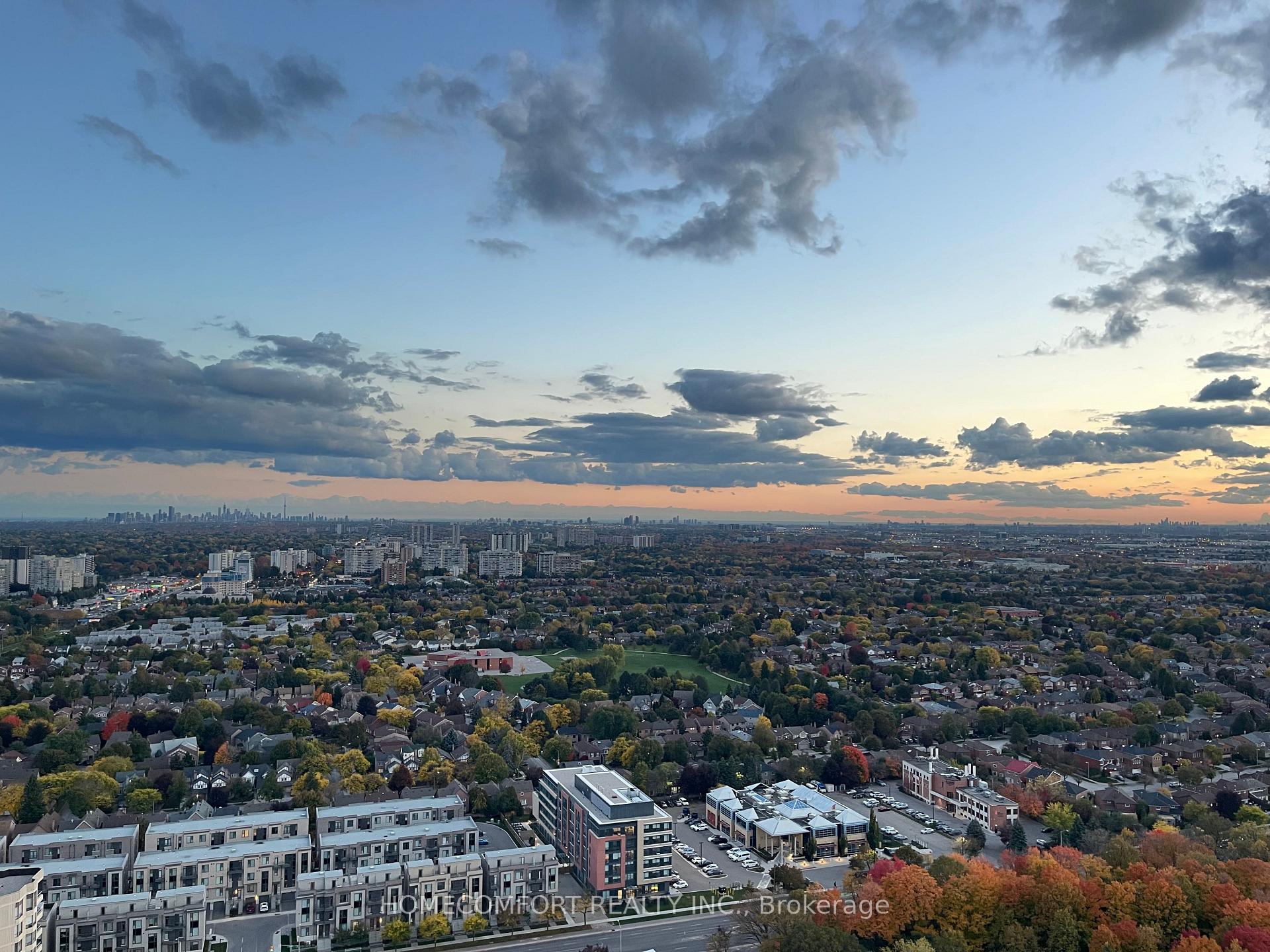 Photo 12 of Unit 3302, 30 Upper Mall Way, Vaughan, Brownridge — HOMEH