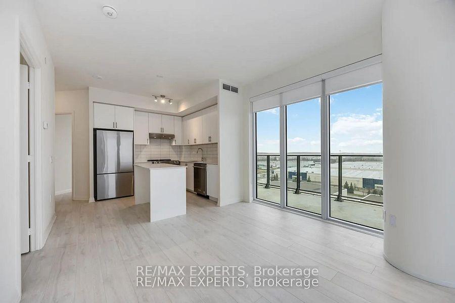 Photo 5 of Unit 902, 9000 Jane Street, Vaughan, Vellore Village — HOMEH