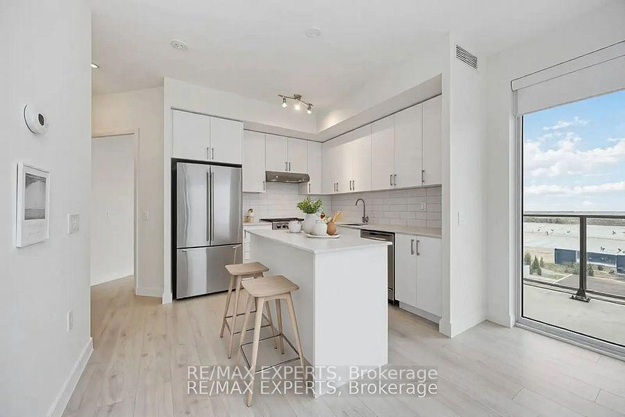 Photo 6 of Unit 902, 9000 Jane Street, Vaughan, Vellore Village — HOMEH
