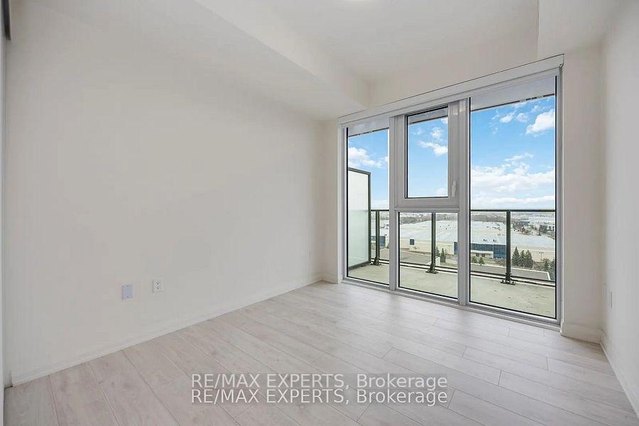Photo 13 of Unit 902, 9000 Jane Street, Vaughan, Vellore Village — HOMEH