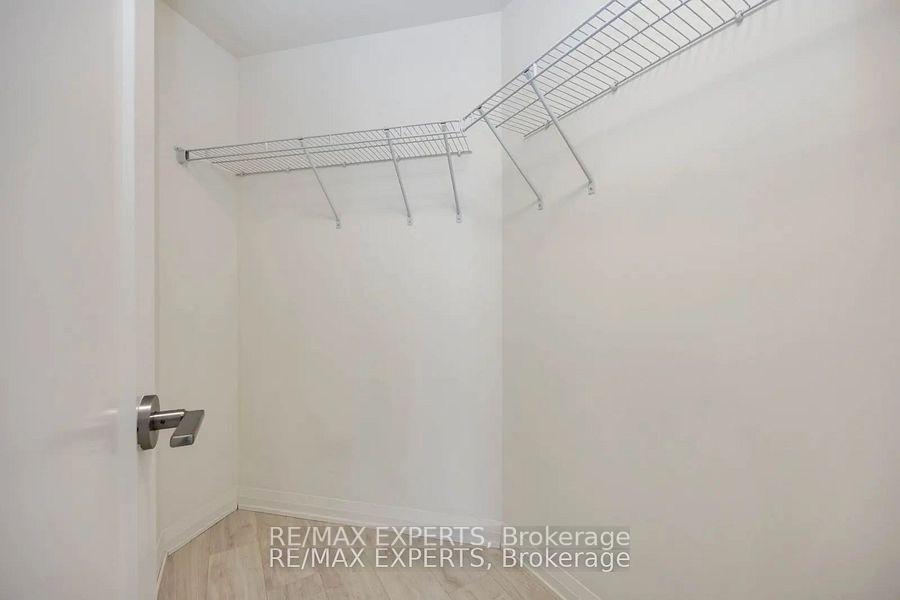 Photo 15 of Unit 902, 9000 Jane Street, Vaughan, Vellore Village — HOMEH
